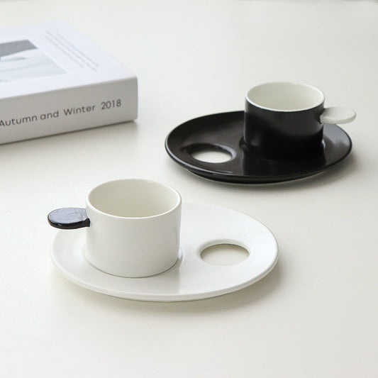 Black and White Ceramic Espresso Cup with Palette Saucer WEEKO